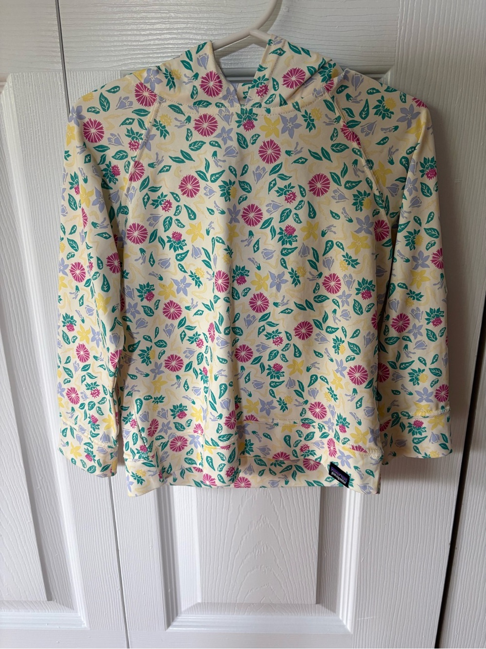 Patagonia kids Floral Hooded upf Pullover hoodie